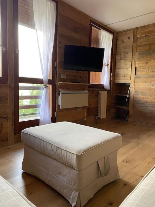 Incantevole Appartamento Stile Chalet Breuil Cervinia Bagian luar foto